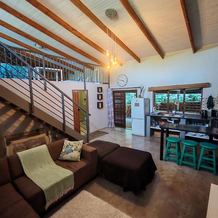 Arend Cottage Mbombela Екстер'єр фото